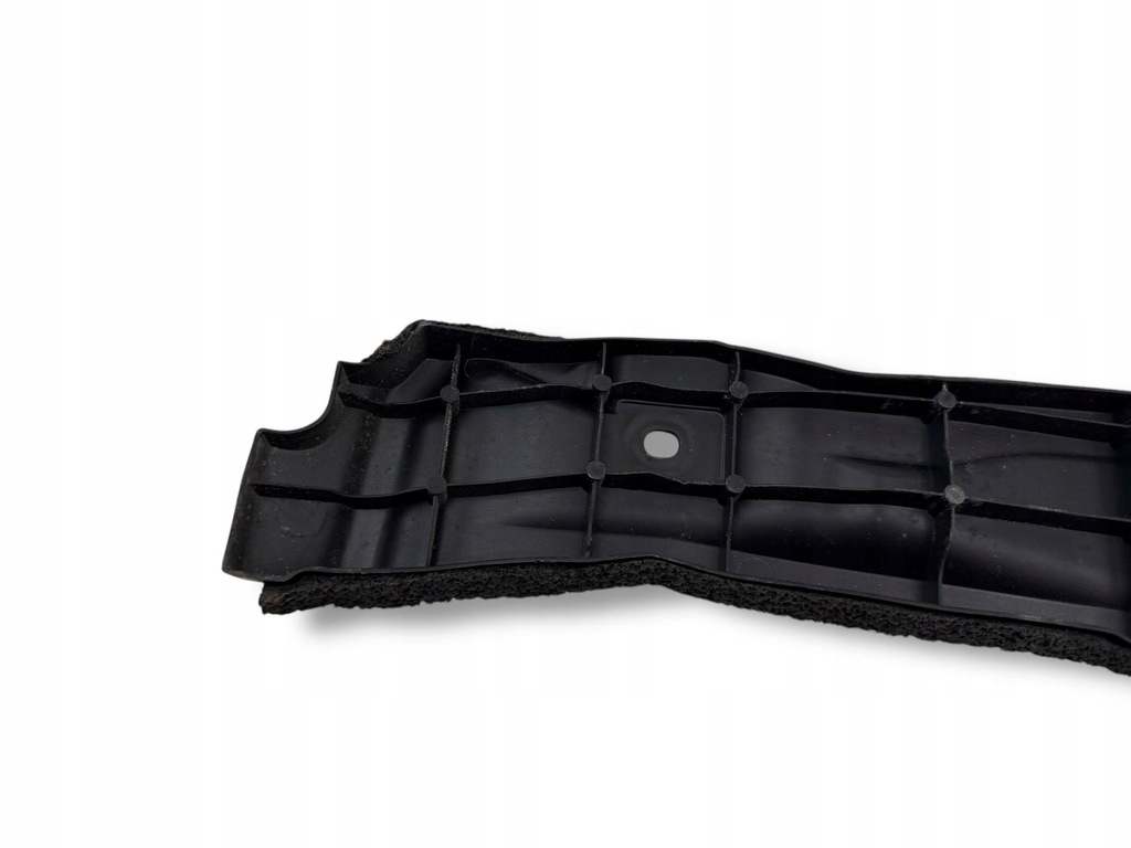 фото №6, Toyota yaris cross 2022 панель отделочный крыла