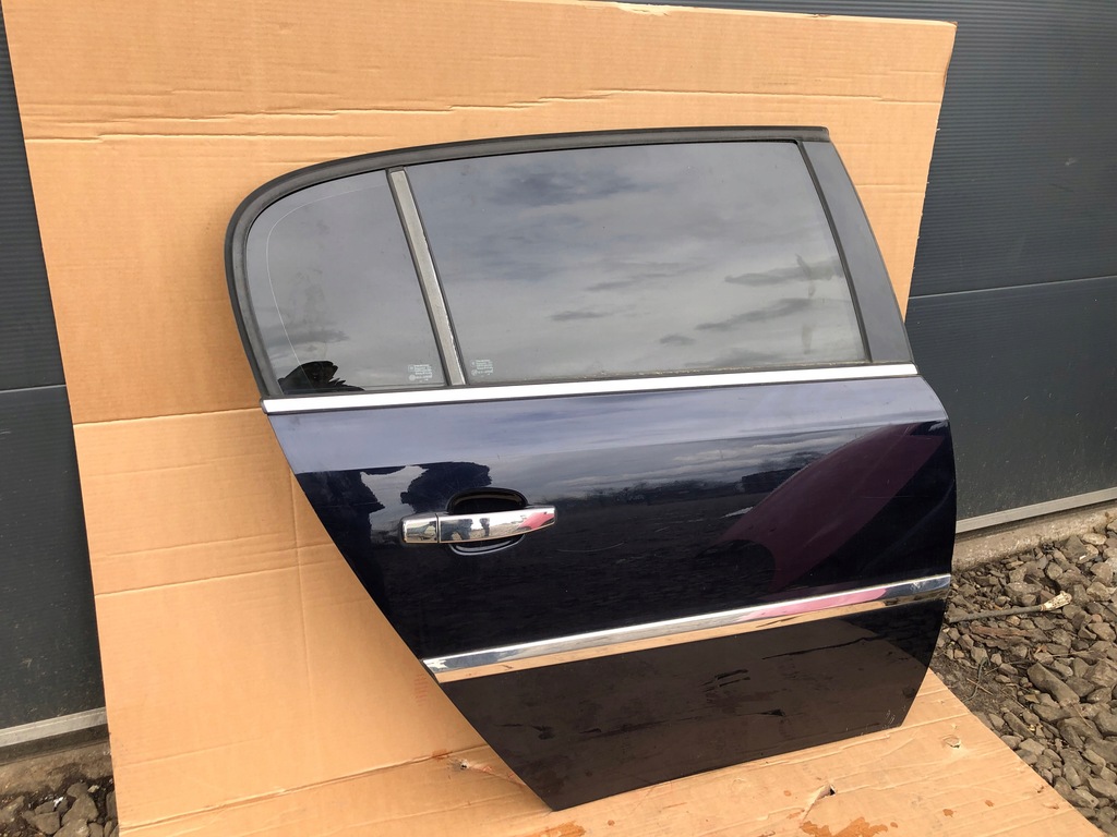 фото №1, Дверь правое задние opel signum 2002-2005 z21a задняя правый молдинг хром