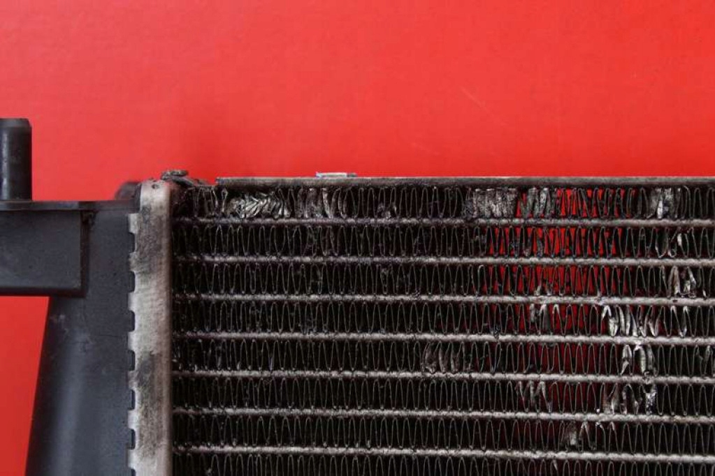 Радіатор води nissan qashqai 1 1 2.0 16v 141 km 07-10 Недорого