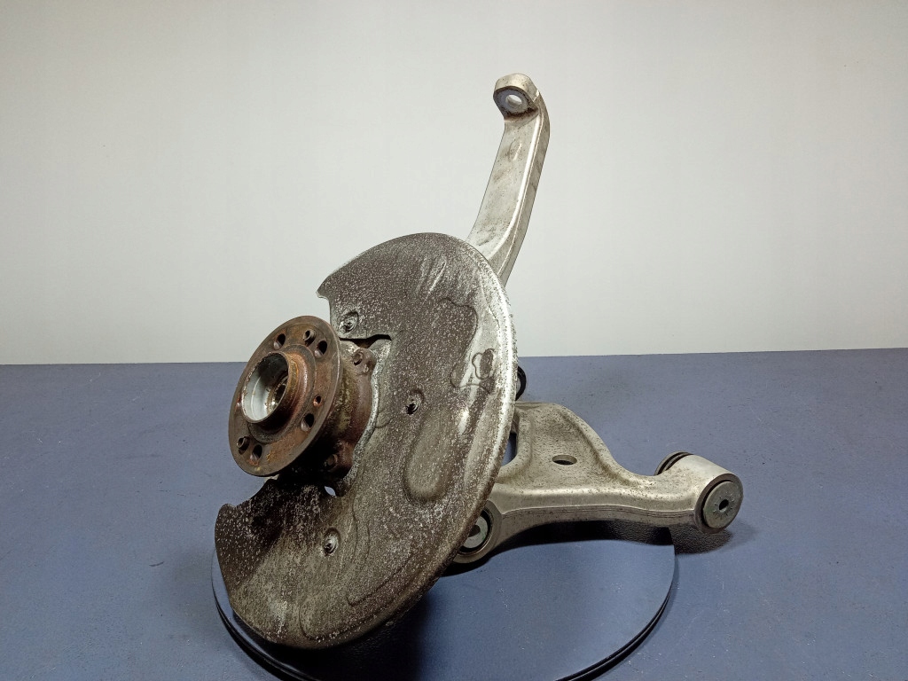 фото №5, Mercedes gls x167 400d 2.9 4matic поворотный кулак ступица правая перед a16728r