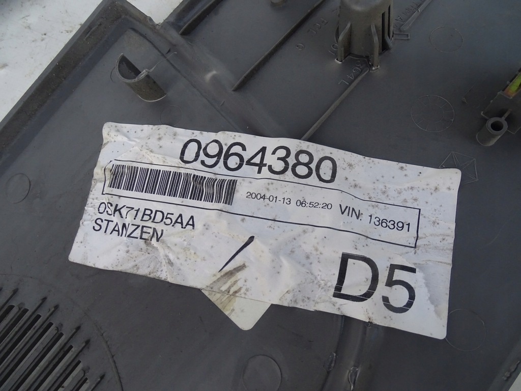 фото №8, Защита накладка динамика левая правая chrysler voyager iv dodge caravan