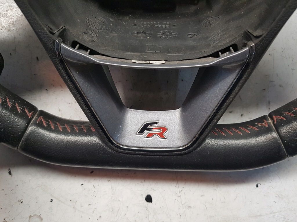 фото №7, Seat leon iii 3 12-20r fr воздуховод кожаный