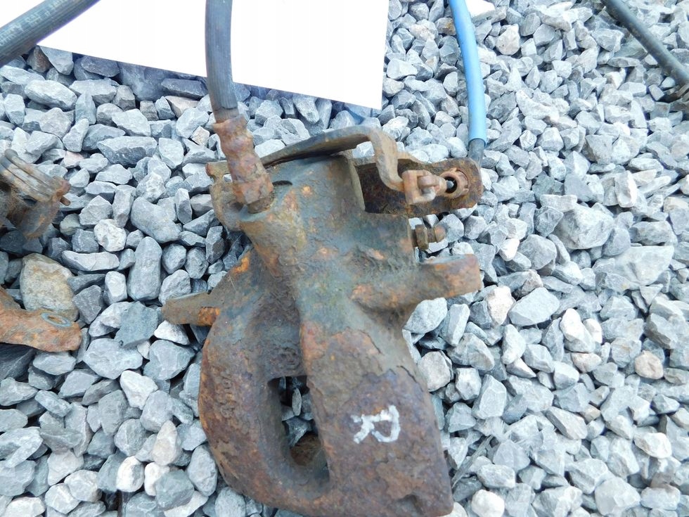 фото №7, Суппорты тормозные задняя одинарная ford transit mk7 vii 2.4 tdci 07r скоба