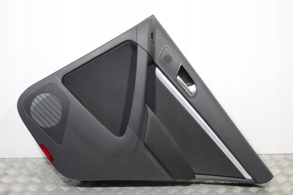 фото №1, Обшивка дверь правый задняя vw tiguan 5n0 lift