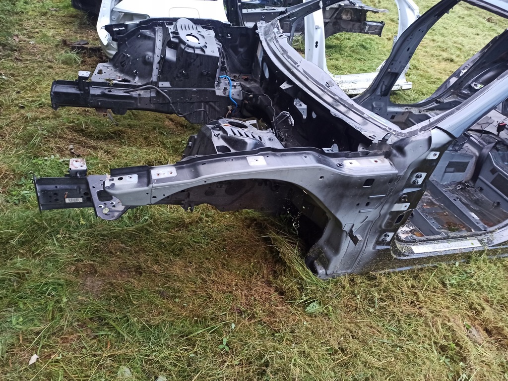 фото №2, Четверть лонжерон подкрылок левая maserati ghibli 3