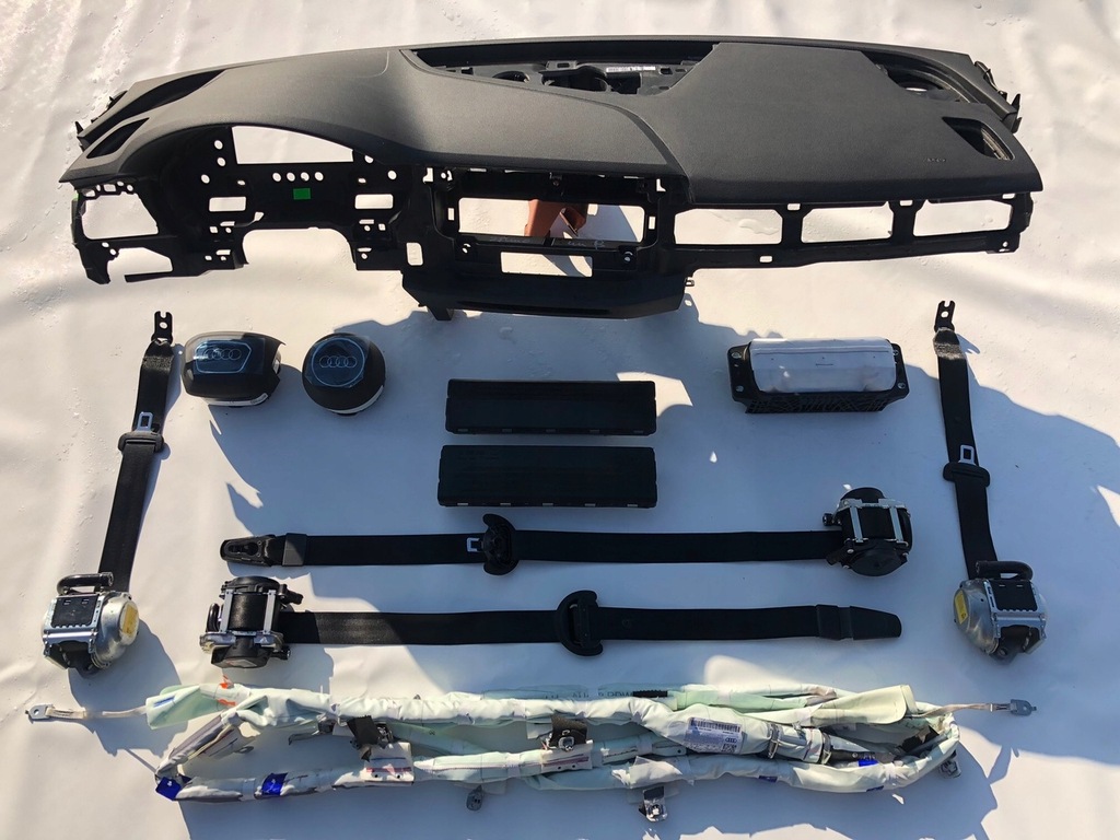 фото №9, Audi a5 f5 приборная панель консоль приборная панель pulpit подушки безопасности srs подушка безопасности ремни шторки безопасности mix