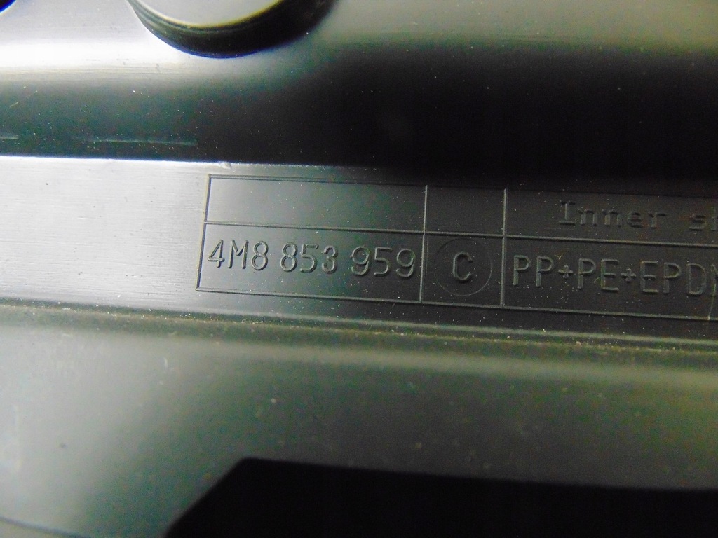 фото №14, Молдинг боковая дверь левый перед audi q8 4m8853959c