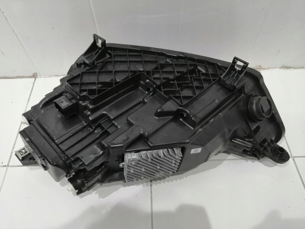 Фара правий передня перед audi q5 рестайлінг  фаркоп 6909 в Україні