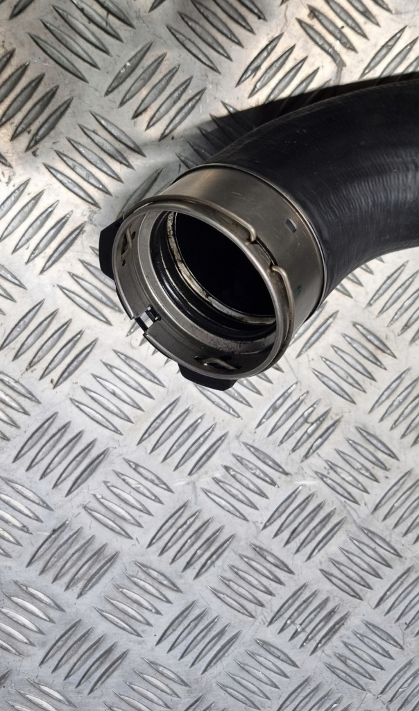 Bmw f48 f39 шланг труба патрубок інтеркулер 8590139 Ціна