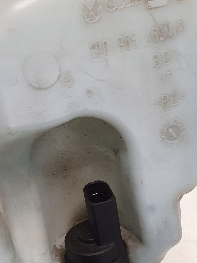 фото №5, Бак жидкость омывателя seat toledo ii 1.6 16v 04r.