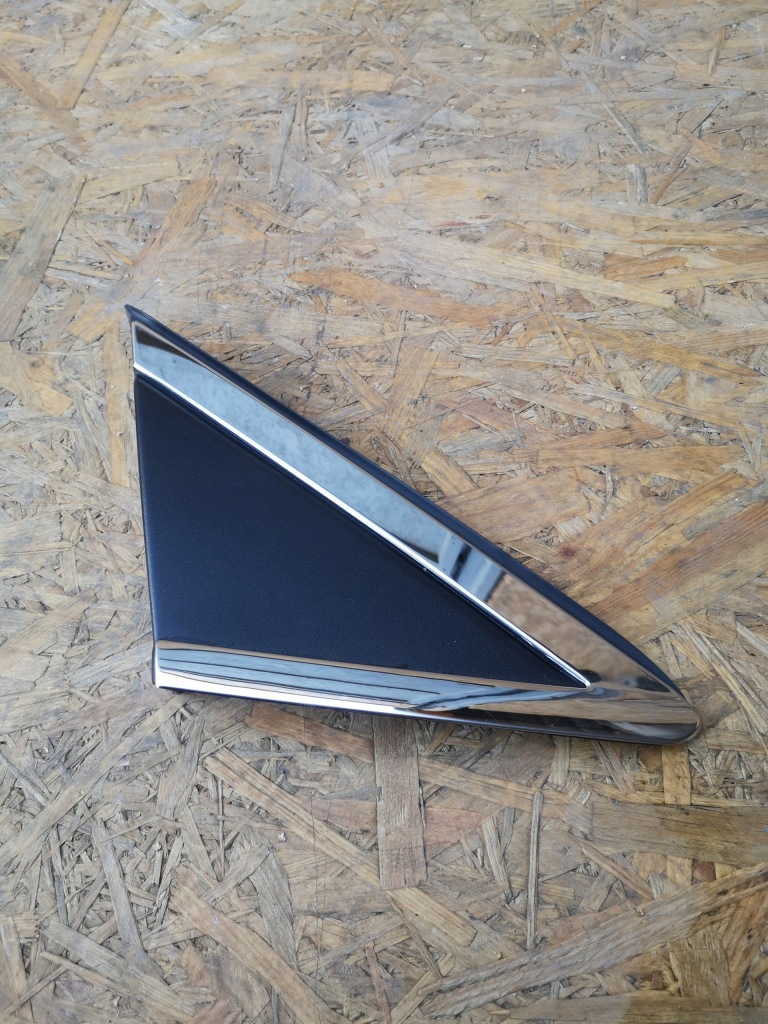 фото №1, Ford kuga mk2 треугольник крыла правый хром