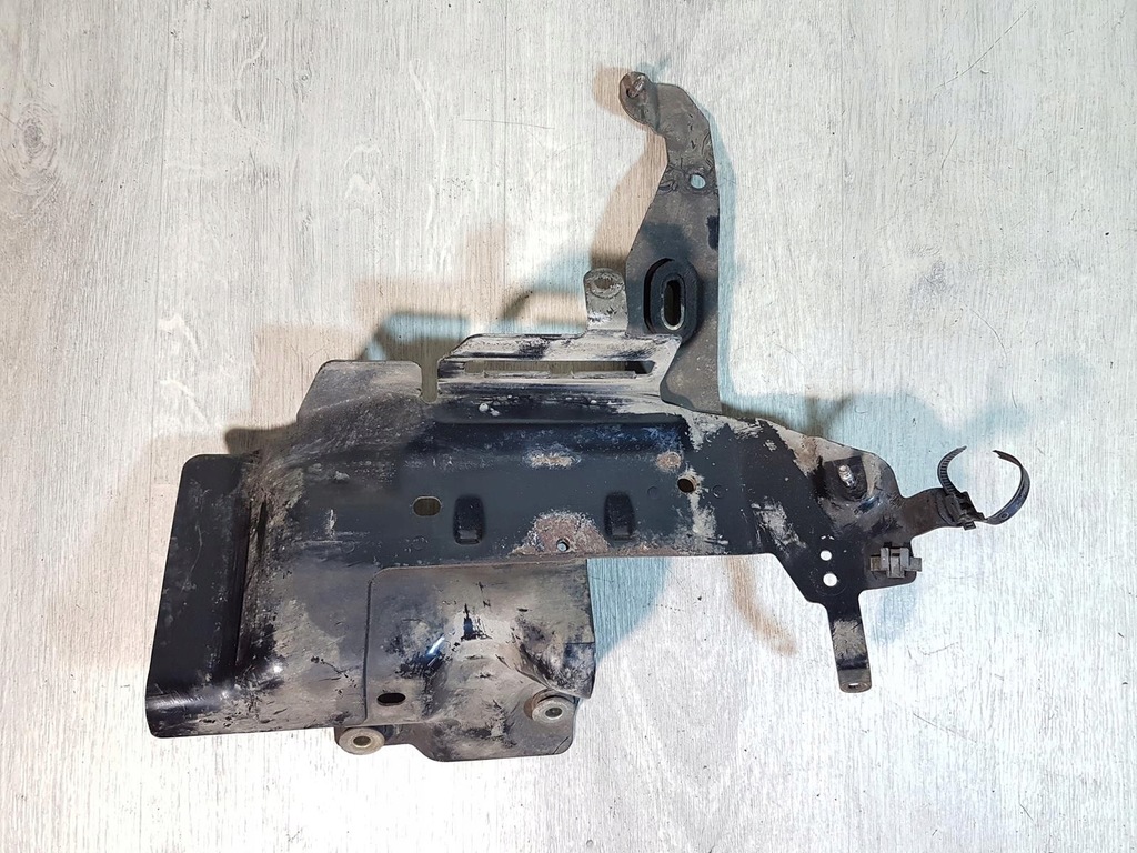 фото №1, Кронштейн насоса abs mazda 5