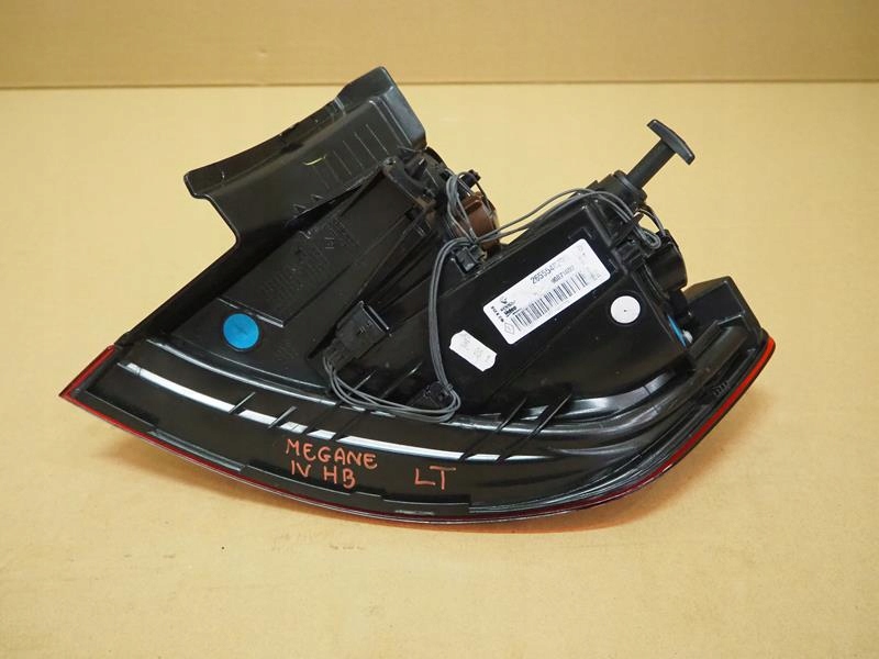 фото №3, Лампа ліва задня led renault megane iv hb