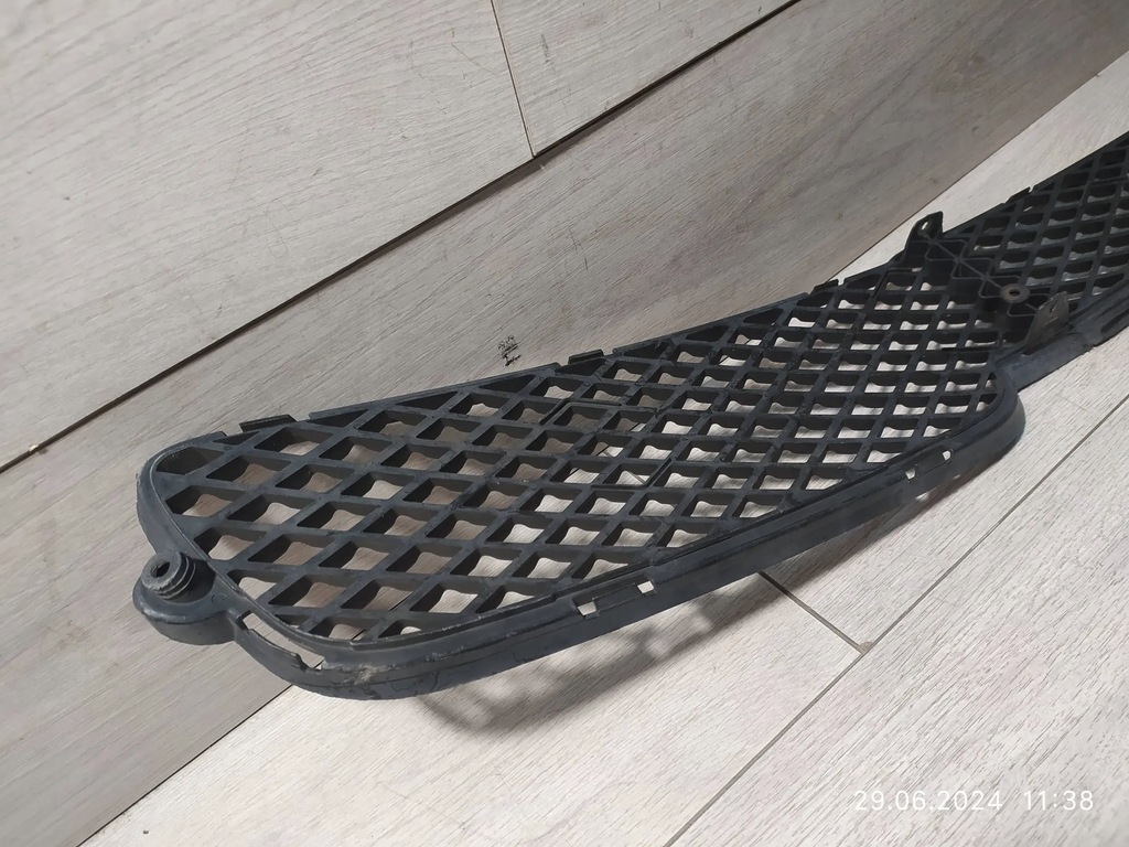 фото №12, 9189. rolls royce wraith решітка бампер перед 51117301351