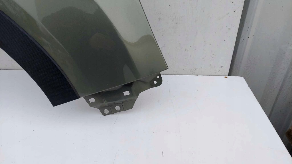 фото №8, Subaru forester v 19- крыло правый перед передний молдинг