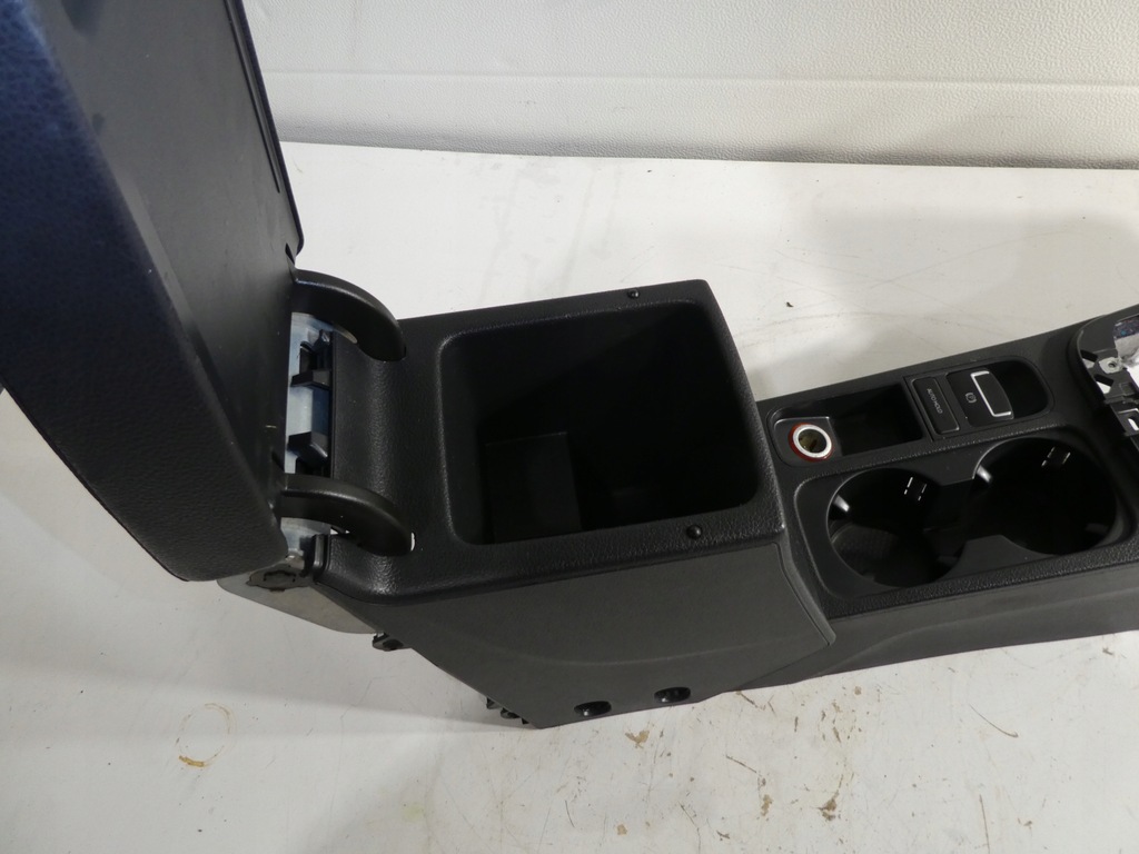 фото №5, Туннель подлокотник vw sharan alhambra 5m0864207g