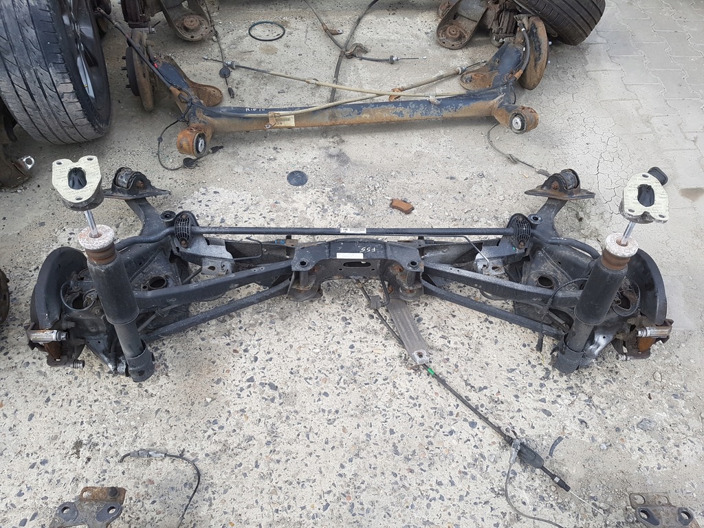 фото №1, Mini cooper f55 14r- балка подвеска задняя