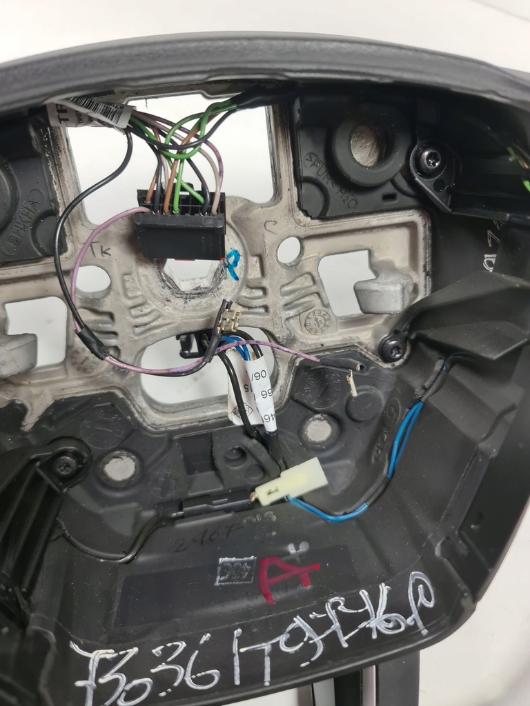 фото №7, Kuga mk2 воздуховод кожаный мультифункция подогрев