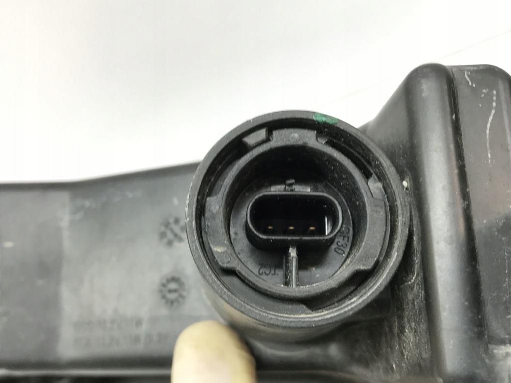 Tesla 3 y протитуманна фара правий led drl 1624798-00-a Оригінал