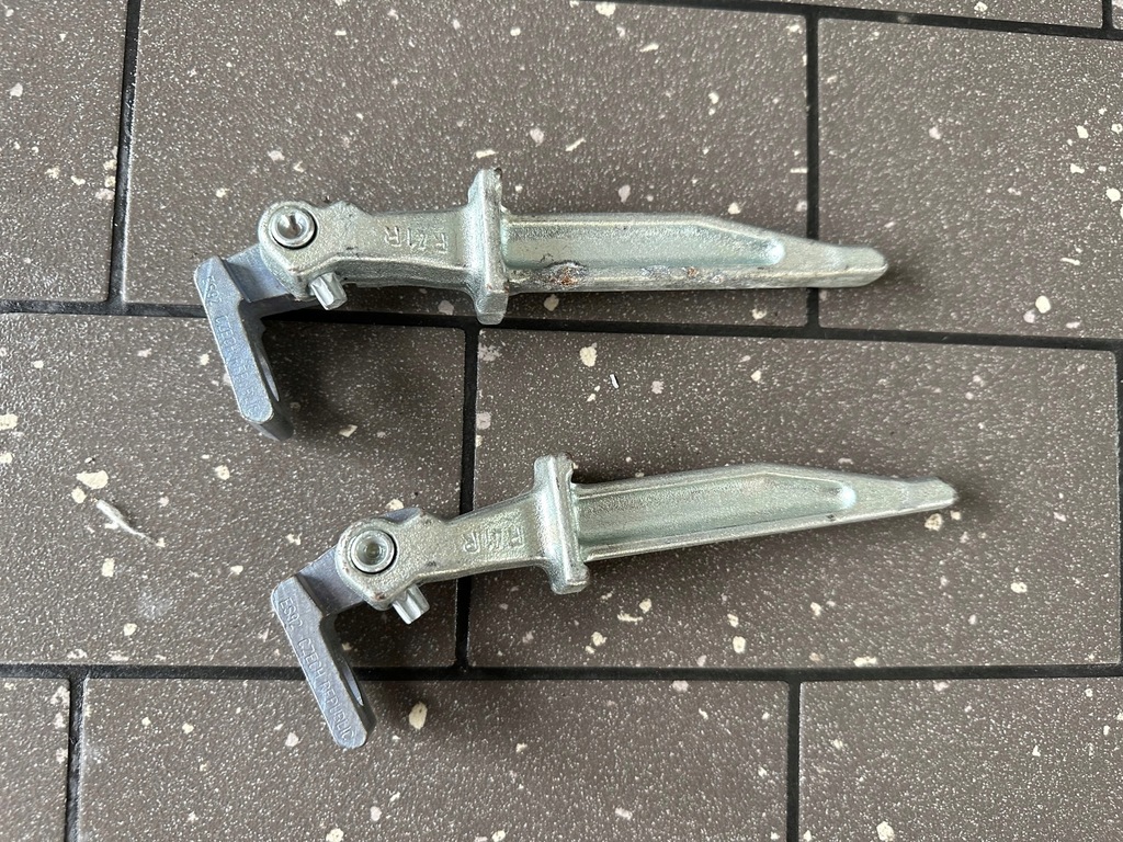 фото №1, Петля двері porsche cayman boxster 982 718 правий