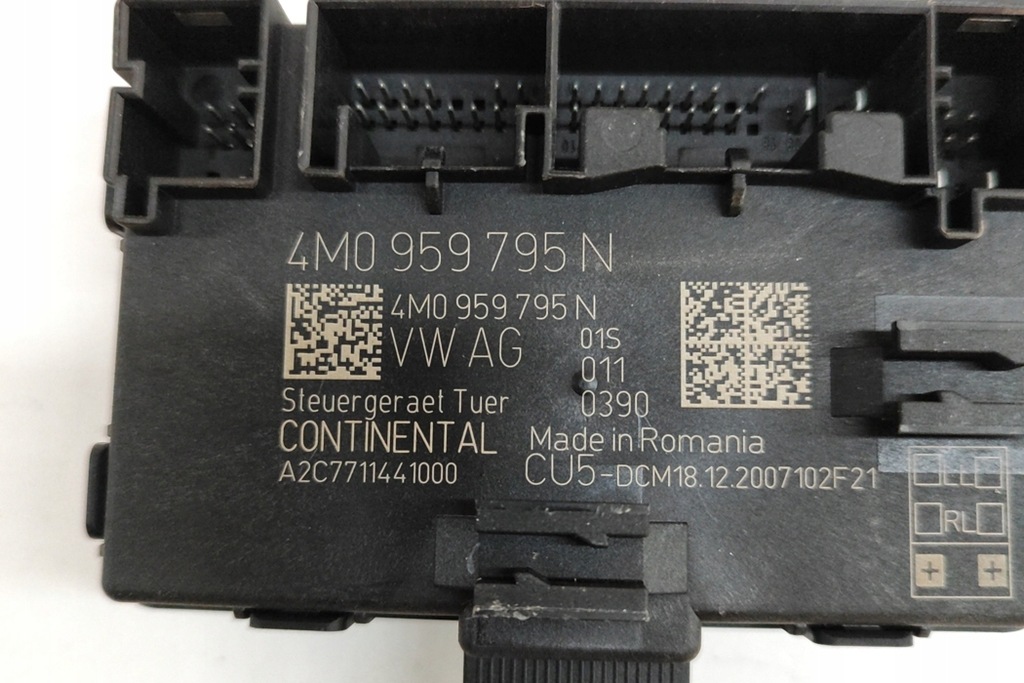 фото №6, Audi e-tron gt задні праве двері блок керуючий 4m0959795n 2022 235586