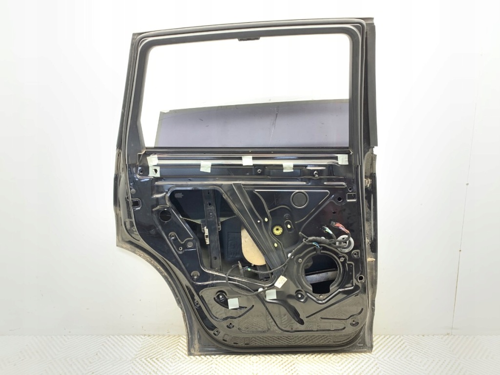 фото №9, Дверь левый задняя audi q7 4l хэтчбек 06-16 lz9y