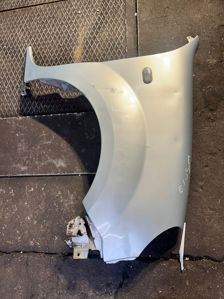 фото №2, 49 renault kangoo i крыло правый