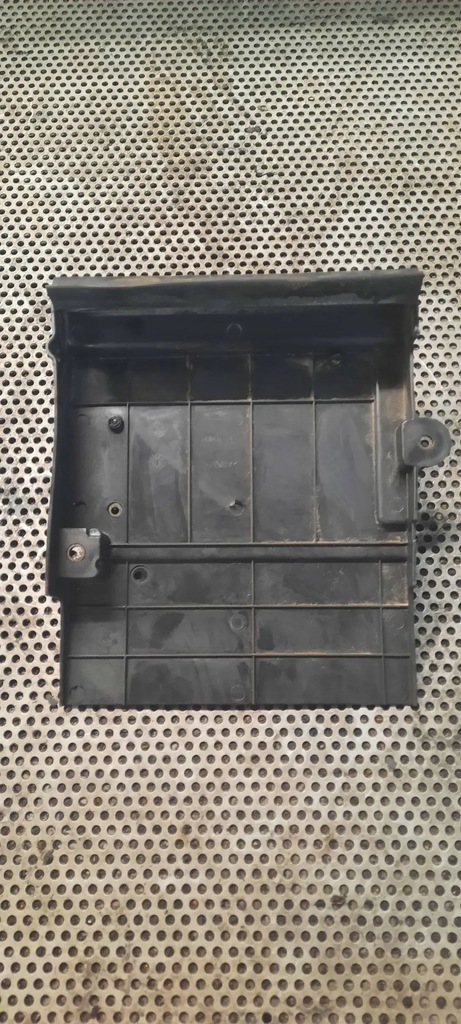 фото №1, Крышка коробка предохранителей pptd40