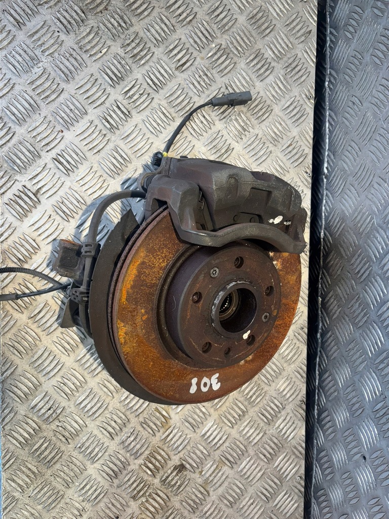 фото №1, Поворотний кулак 308 правий перед bc152015