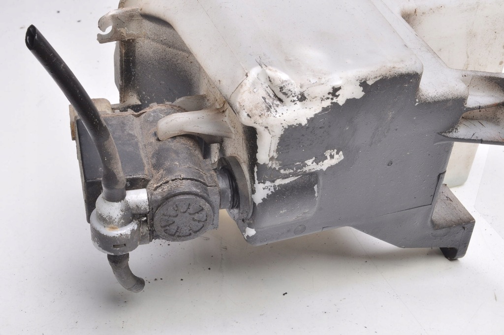 фото №7, Hyundai i10 1.2 бачок омивача 98610-0x000