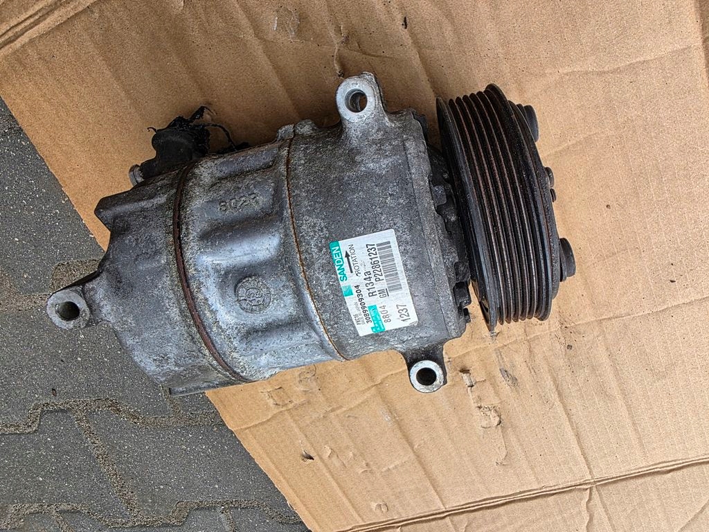 фото №1, Opel insignia компрессор компрессор кондиционера p22861237