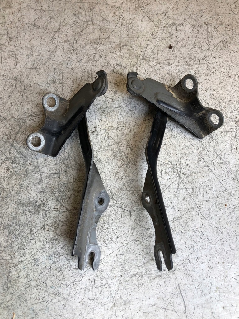 фото №1, Mazda mpv петлі капот чорні