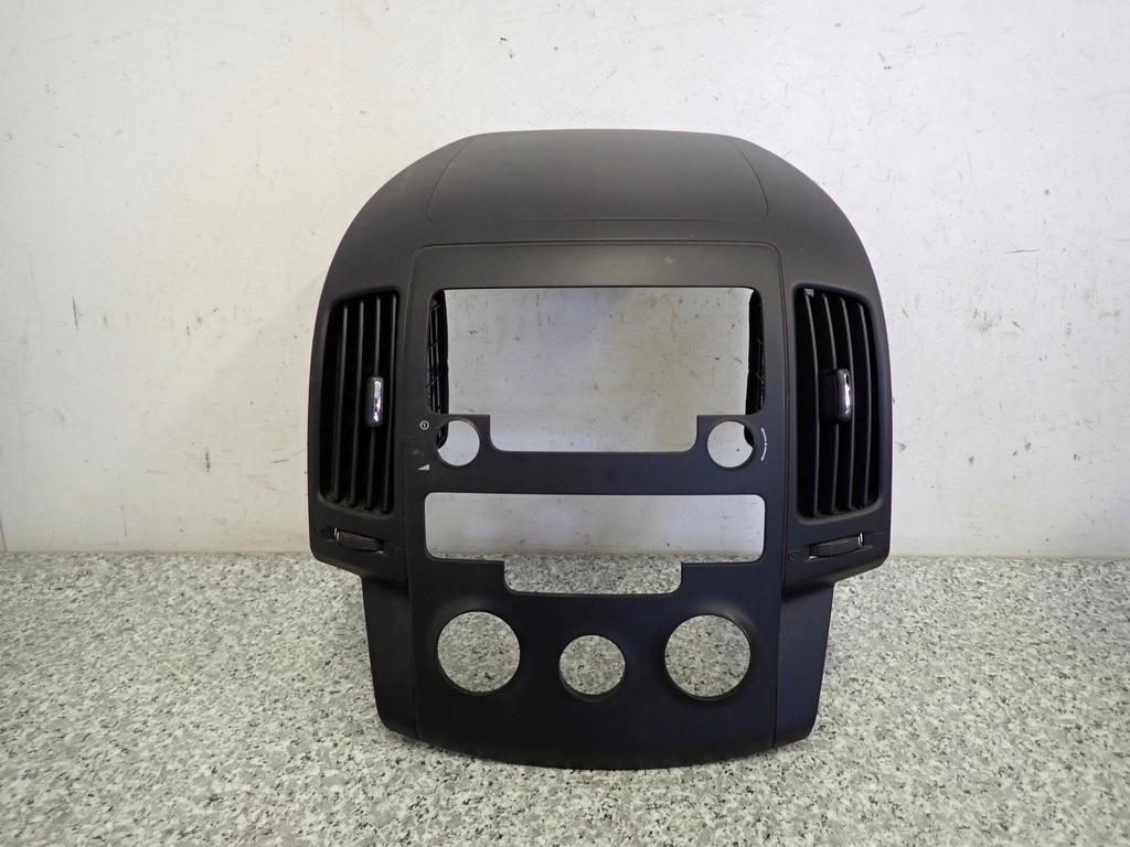 фото №1, Hyundai i30 09- рамка радіо решітка