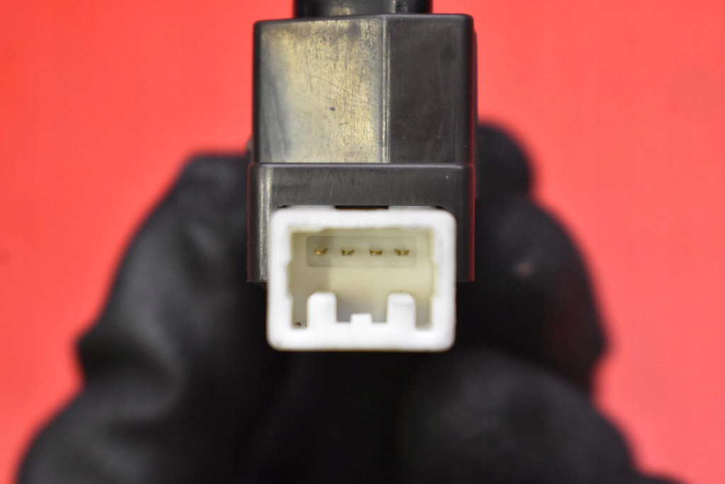 фото №7, Перемикач регулювання сидіння правий 156987 lexus es 330 4 iv xv30 lift 03-06