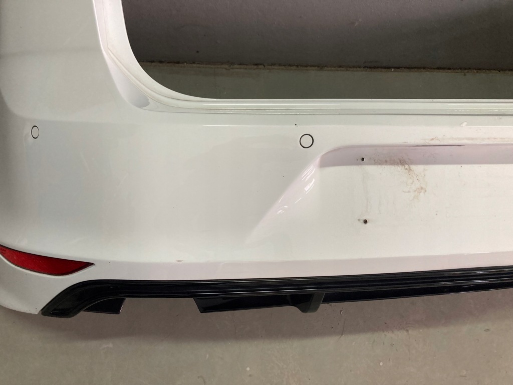 Бампер задня vw golf vii r line hb lc9a Доставка