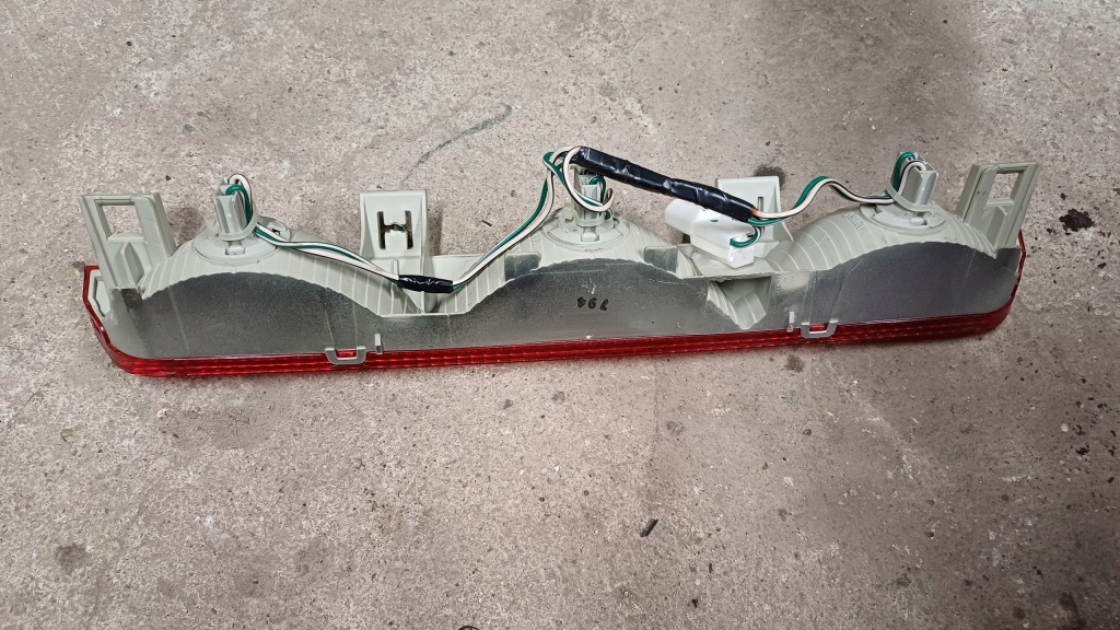 фото №2, Daihatsu materia лампа свет стоп подножка