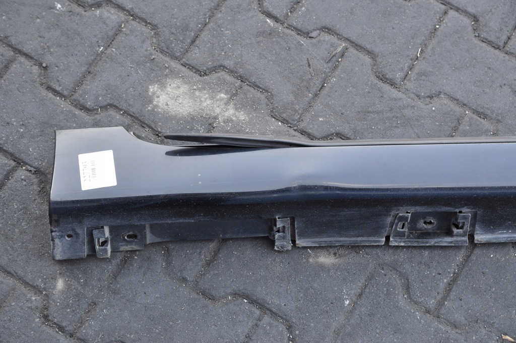фото №10, Lexus gs iii 450h накладка порог правая 212
