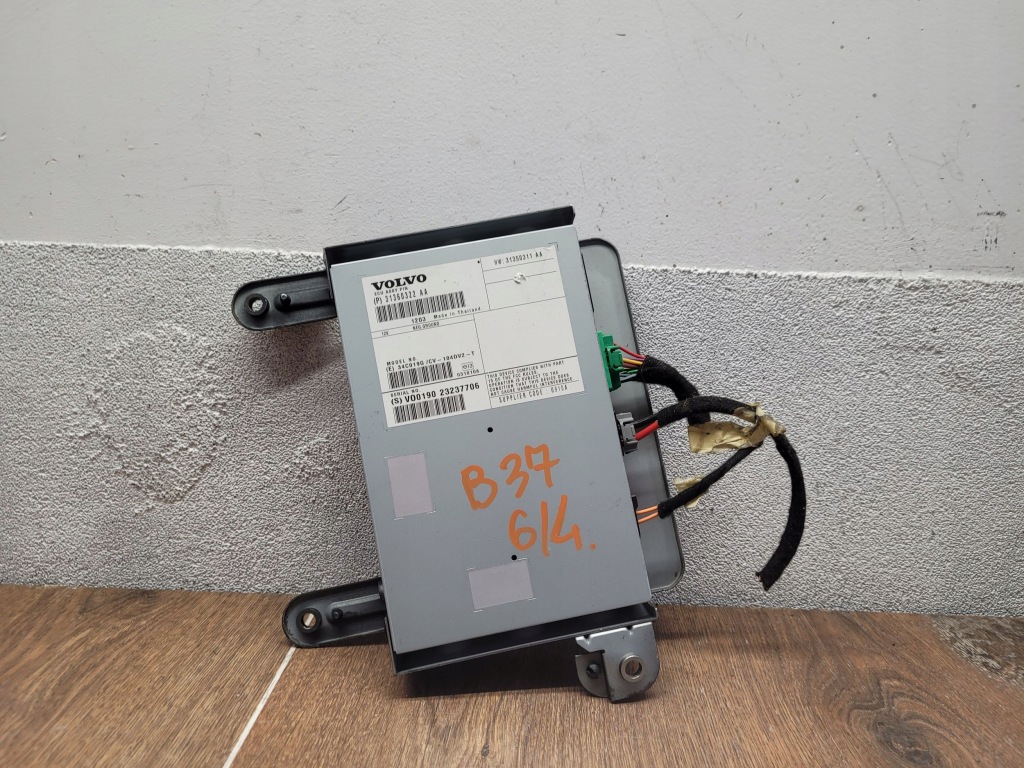 фото №1, Volvo xc60 1 31360322 підсилювач