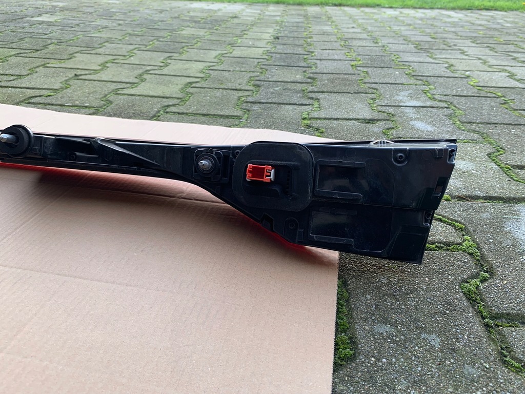 фото №10, Audi a7 4k lift лампа led задняя накладка багажника крышки задний 4k8945095b