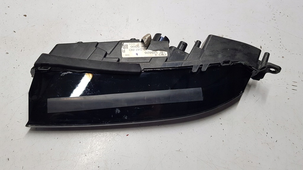 фото №1, Протитуманна фара правий porsche panamera 971