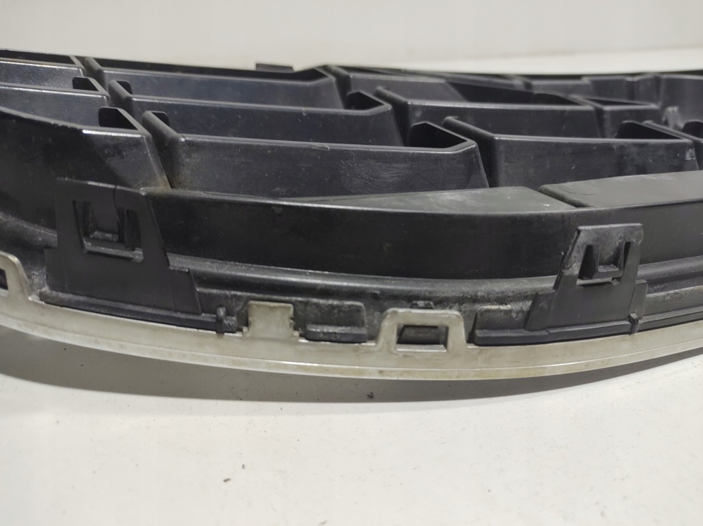 Volvo v40 1.6 d2 14- решётка радиатора решётка радиатора бампера 31353126 Оригинал