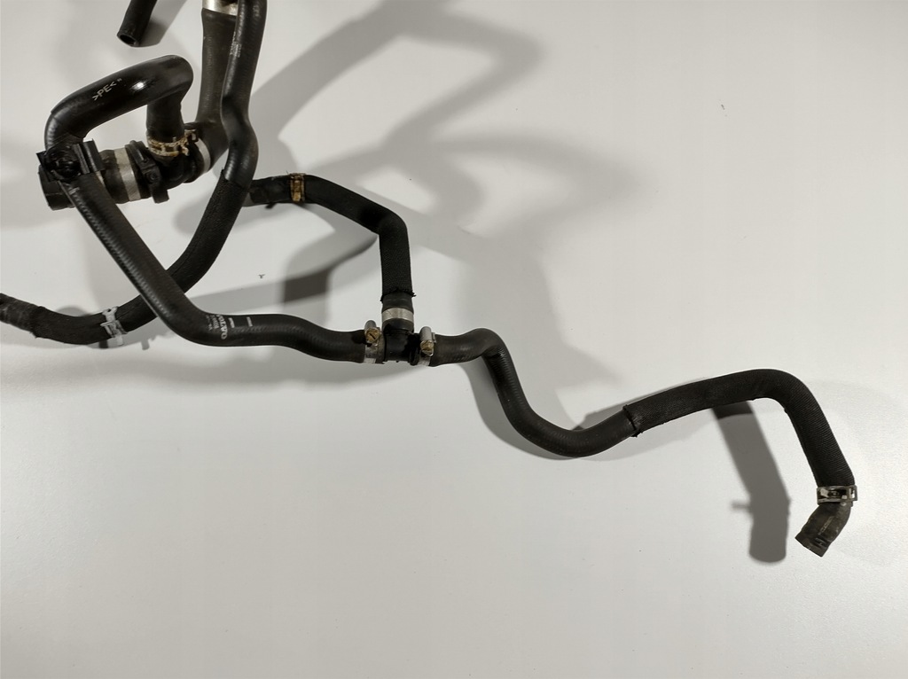 фото №4, Volvo v70 2.0 d4 15r- wąż шланг wody