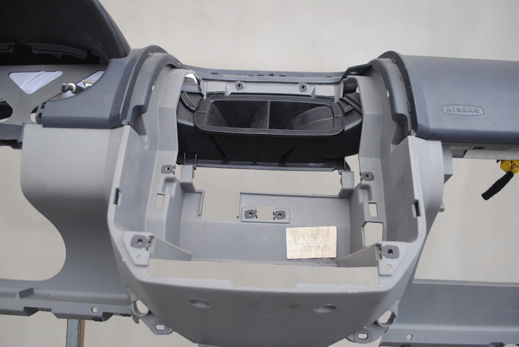 фото №4, Полка приборная панель приборная панель приборная vw polo 9n