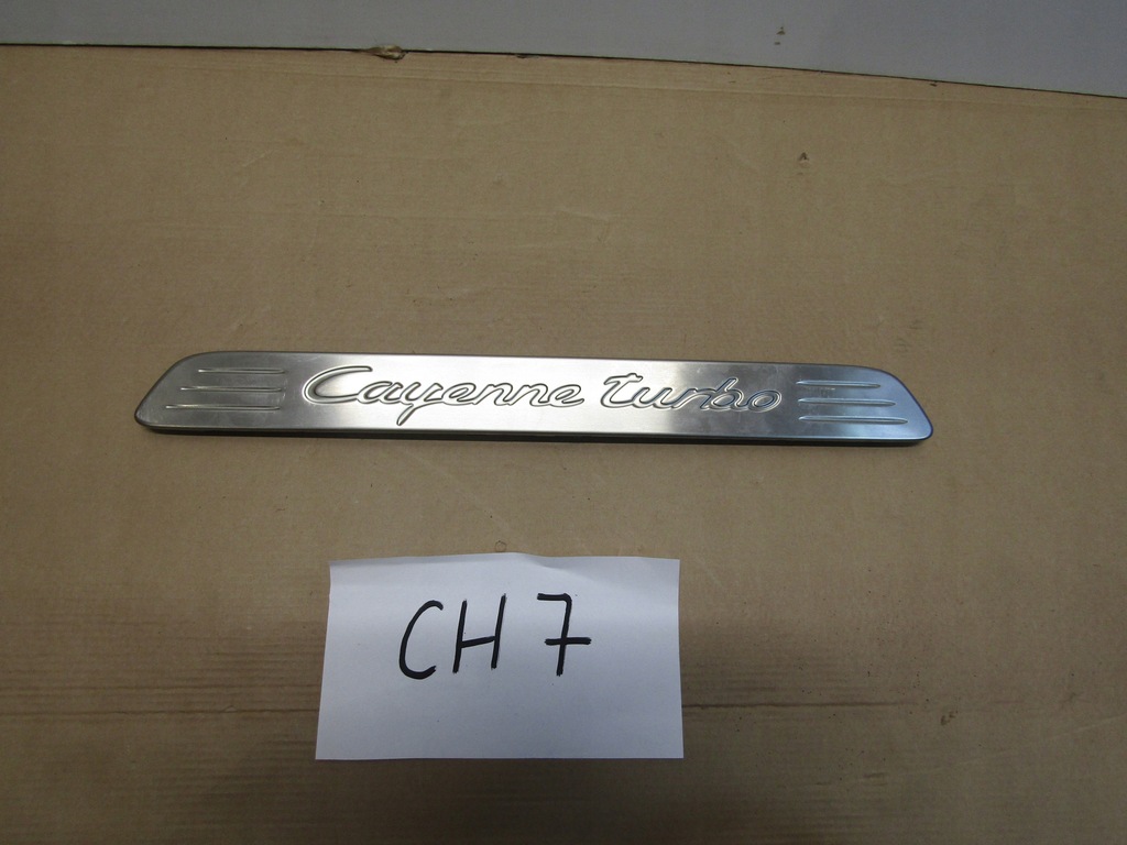 фото №1, Накладка порог правая porsche cayenne turbo