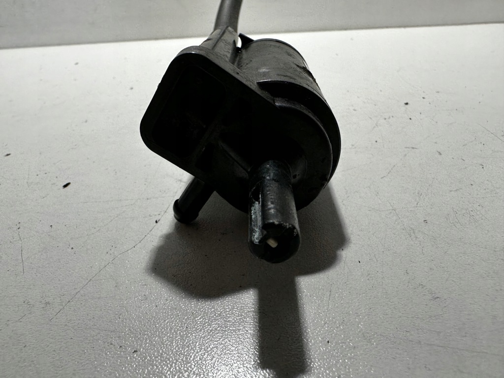 фото №4, Помпа омивача scania r 1722690