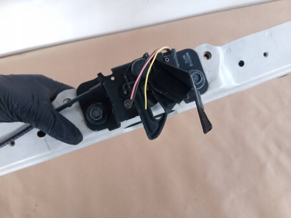 Купить Ремень передний усилитель датчики удара 22959556 cadillac xts 2012-