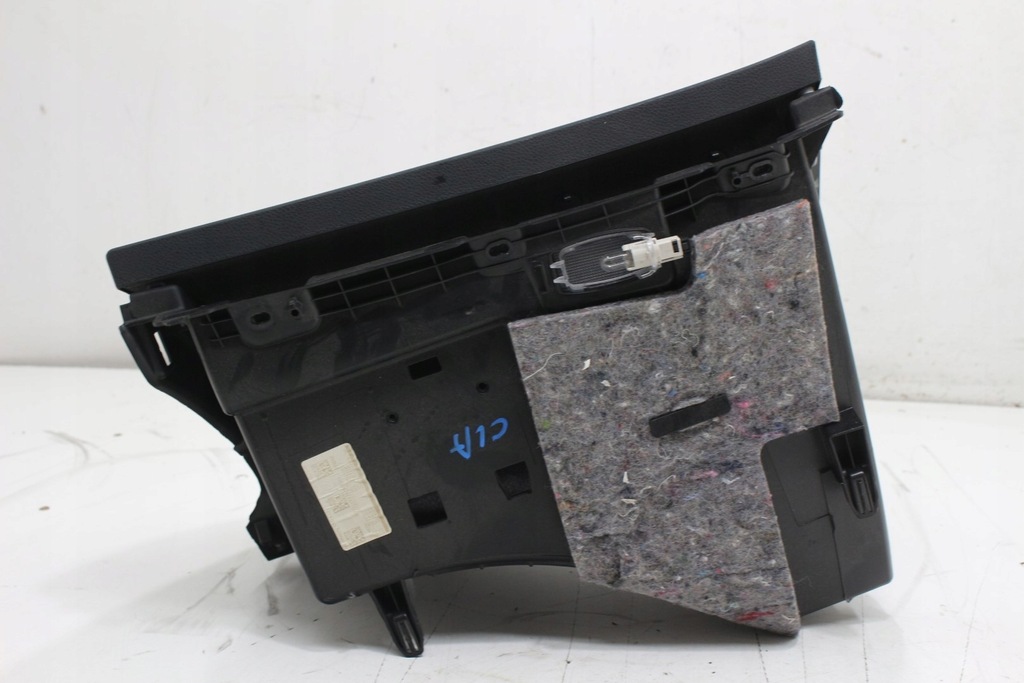 фото №5, Mercedes w117 бардачок пасажира eu