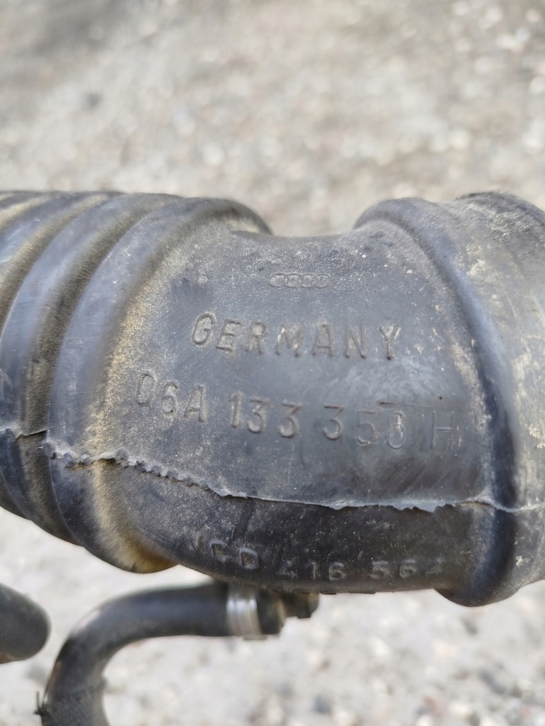 фото №9, Труба воздуха vw golf iv 4 bora seat leon toledo 2 06a133356h