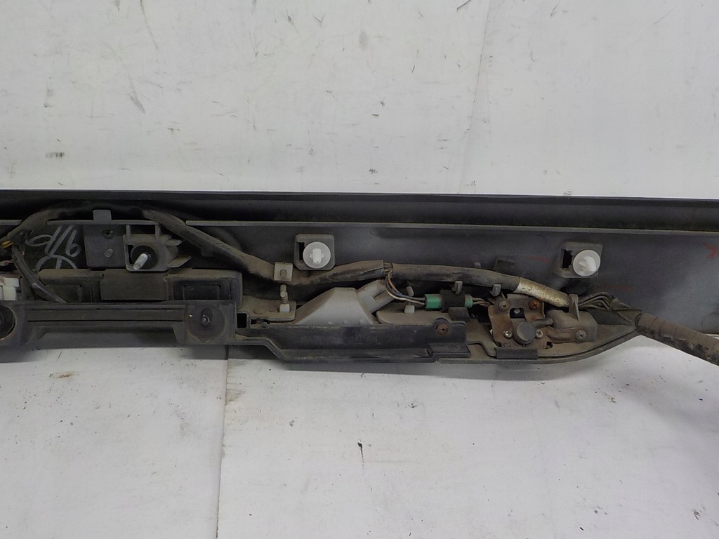 фото №9, Subaru forester ii sg lift накладка крышки молдинг камера кнопка keyless 37j