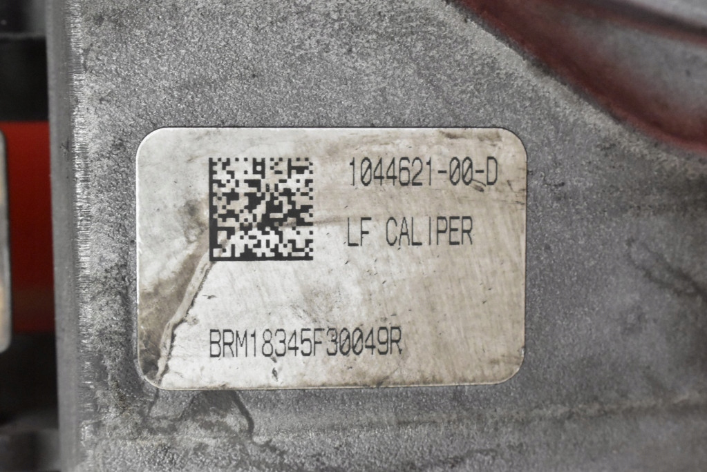 Супорт гальмівний лівий перед 1044621-00-d tesla model 3 17-21 Ціна